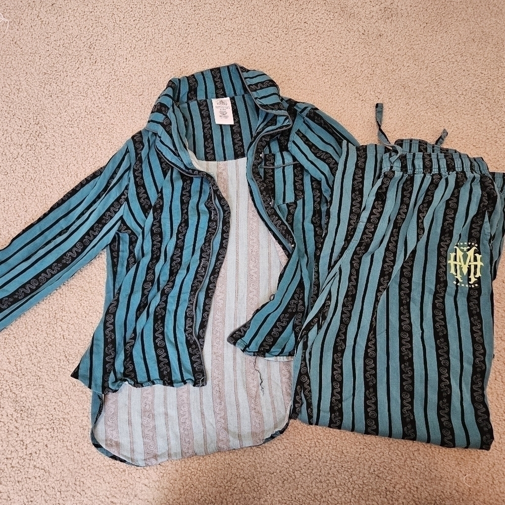 Disney's haunted mansion pj set XS/M